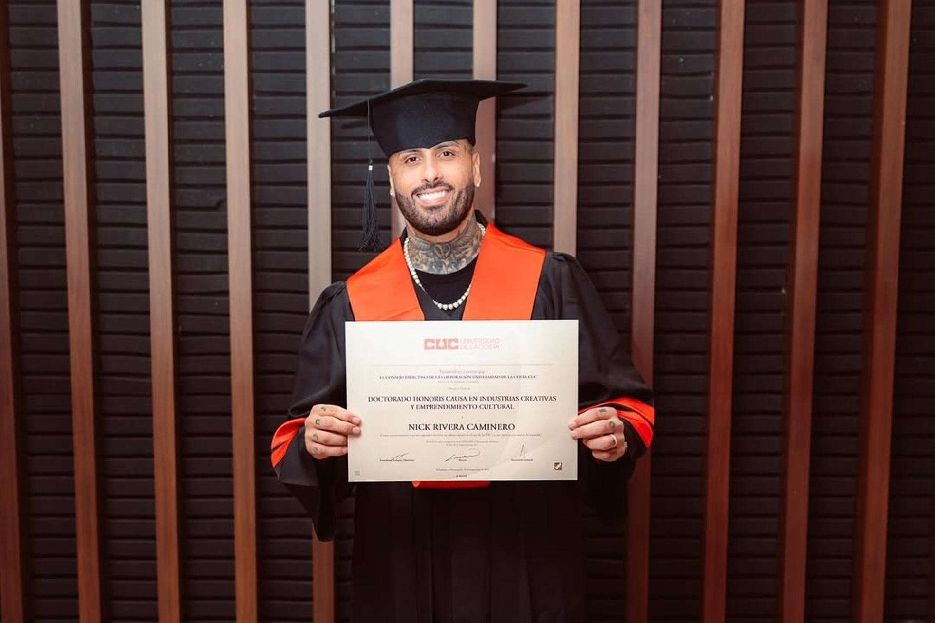 Nicky Jam Honrado con Doctorado Honoris Causa en Colombia por su Impacto en la Música y la Cultura