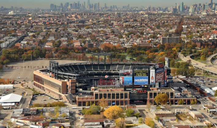 Propietario de los Mets Lidera la Carrera por Licencia de Casino de NULL Mil Millones en Nueva York