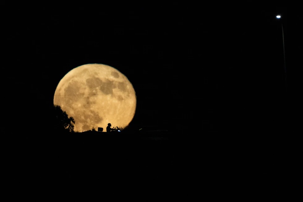 Superluna Iluminará el Cielo el 6 de Octubre: Primer Fenómeno del Año