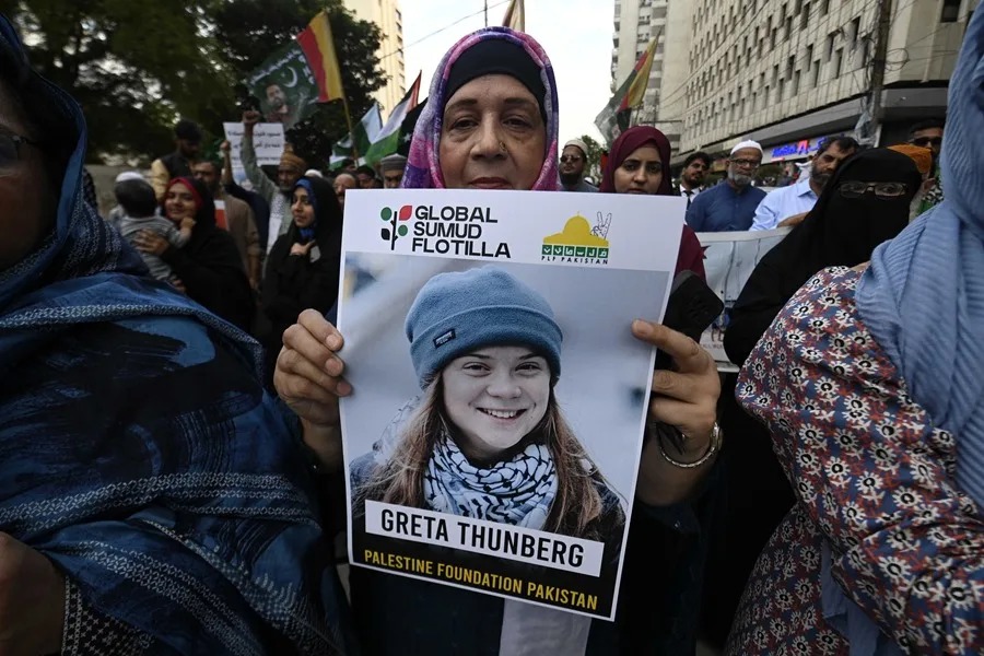 Flotilla Sueca Acusa a Israel de Abuso a Greta Thunberg y Busca Denuncia en la ONU