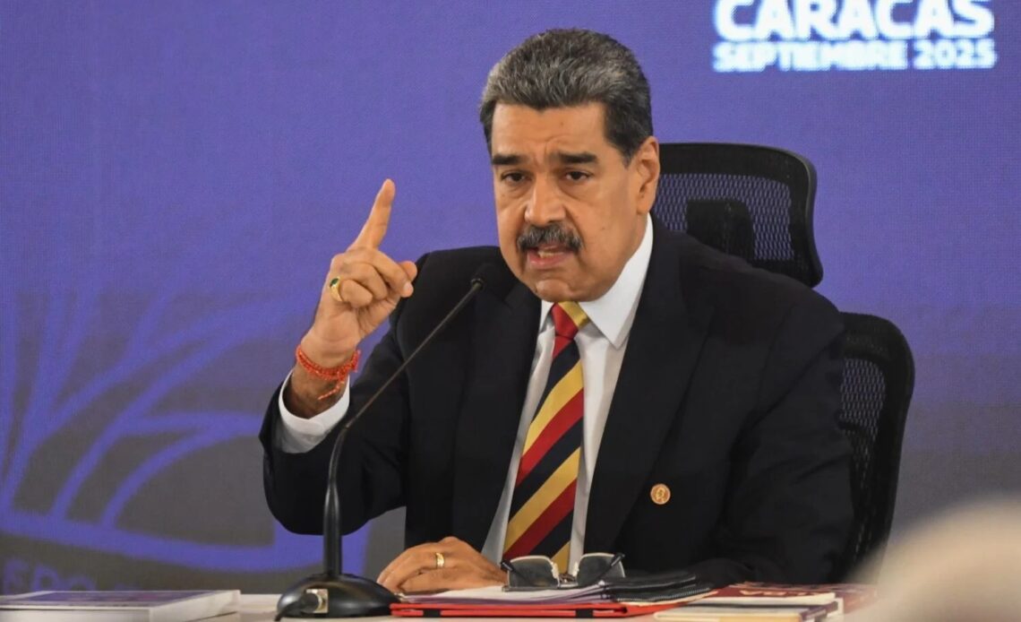 Maduro acusa a EE.UU. de planear agresión armada para saquear recursos venezolanos