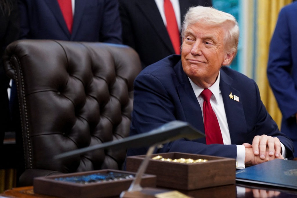 Trump Insta a Israel a Detener Bombardeos en Gaza Tras Señales de Apertura al Diálogo por Parte de Hamas