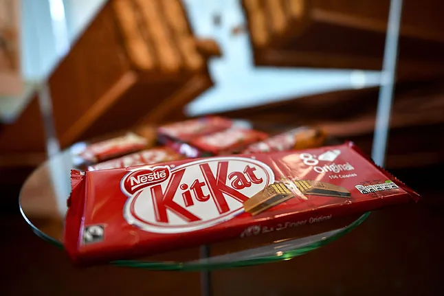 Robo Masivo de KitKat: Nestlé Reporta la Sustracción de 12 Toneladas de Chocolate en Europa