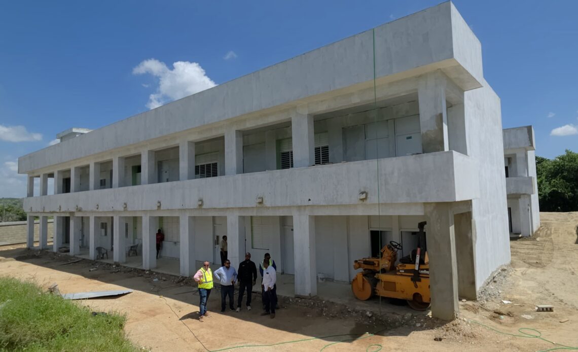 Avances en las Obras de Dajabón Supervisados por Infraestructura Escolar; Se Busca Acelerar la Construcción